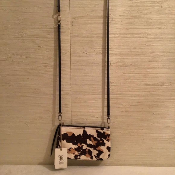 NWT Hobo Darcy Cow Print Crossbody Bag - Picture 2 of 12